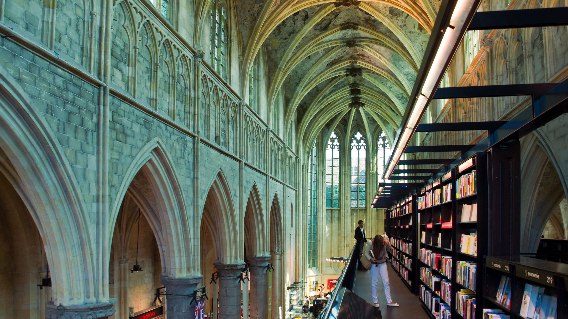 20 Églises Historiques Rénovées Pour de Nouvelles Utilisations