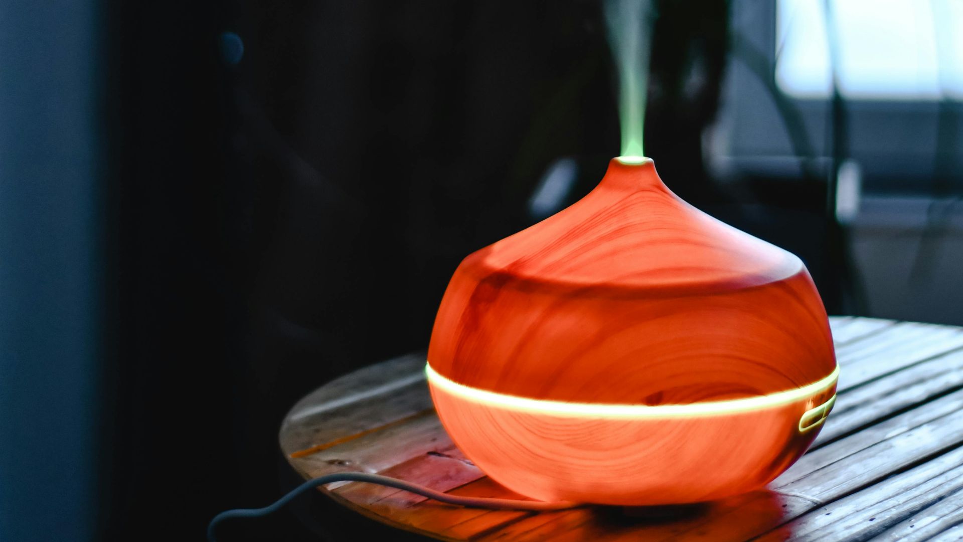 9. Utiliser l'aromathérapie avec les huiles essentielles