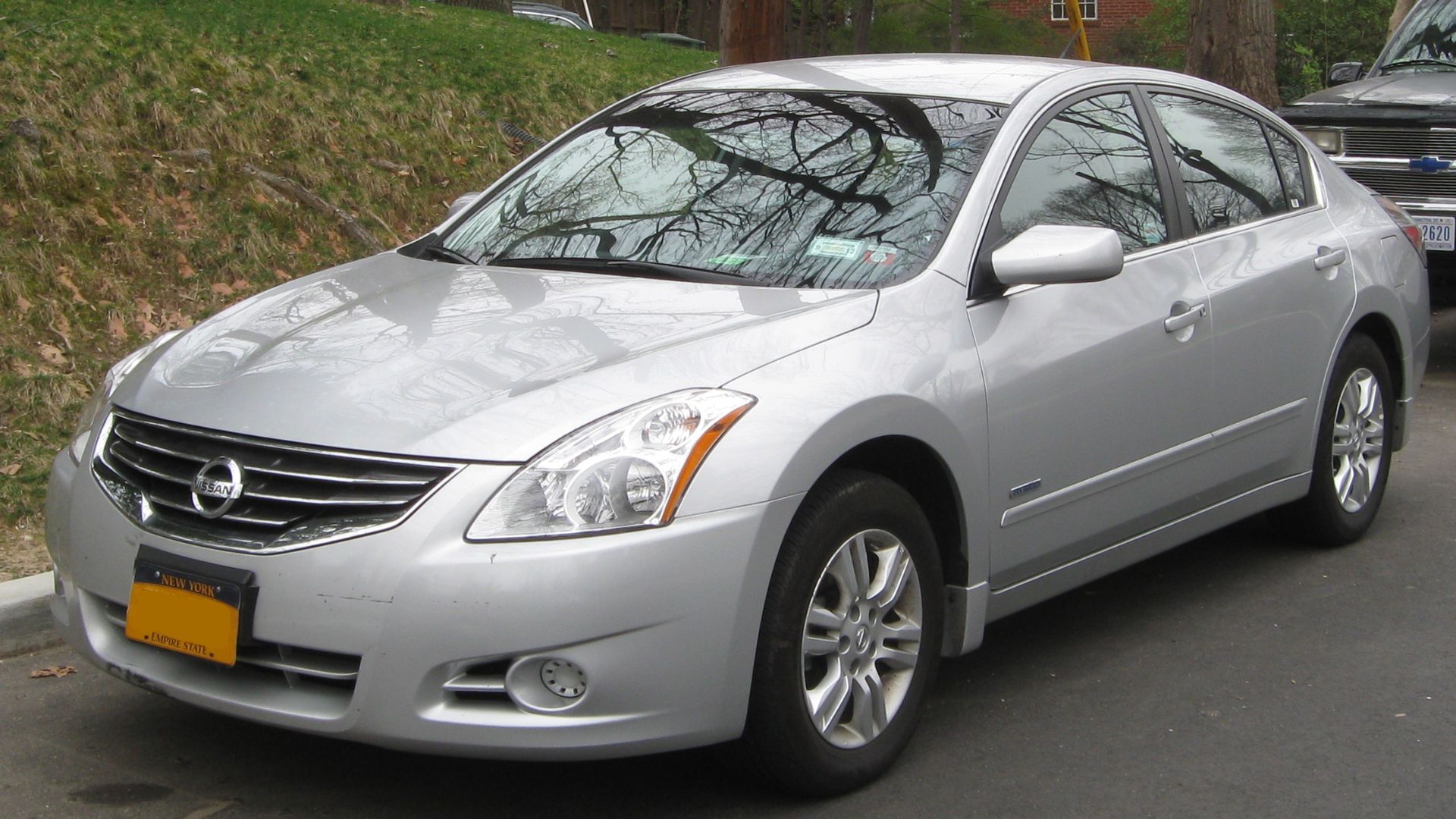 4. Nissan Altima Hybride