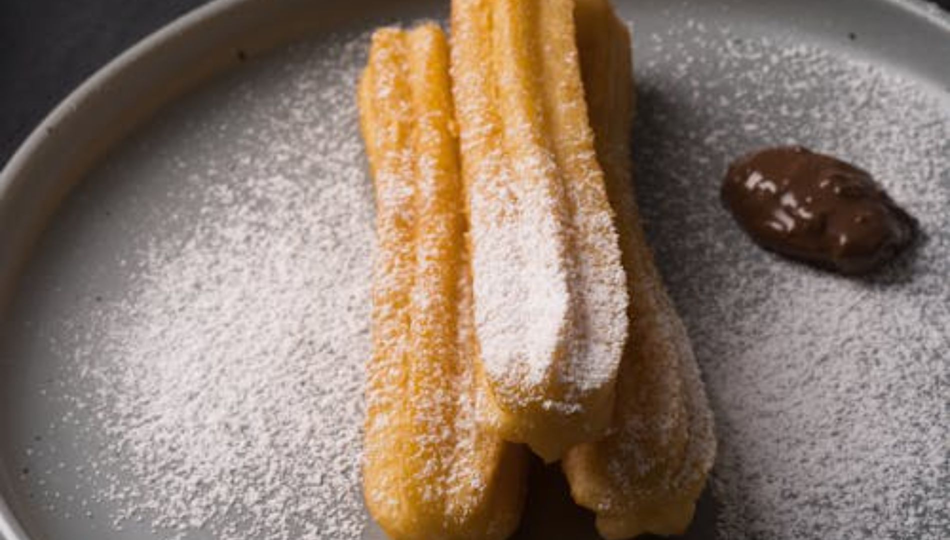 Churros with spread