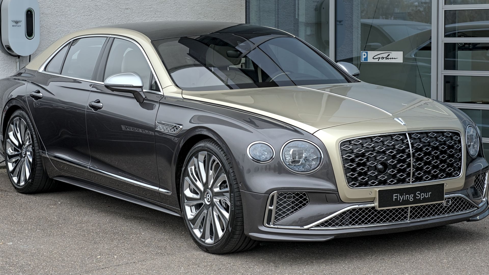 7. Bentley Flying Spur Mulliner : 298 2504
