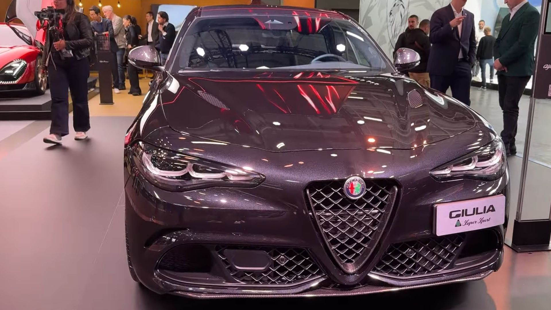 9. 2025 Alfa Romeo Giulia : 45 990$