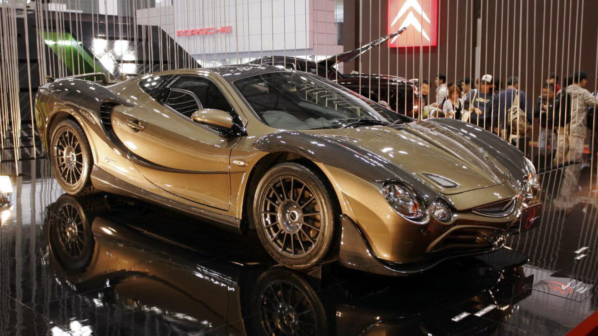 3. Mitsuoka Orochi