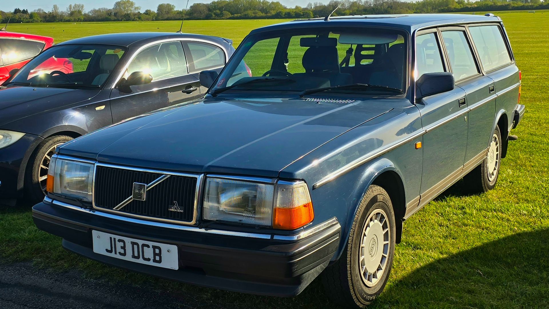 16. Volvo 240