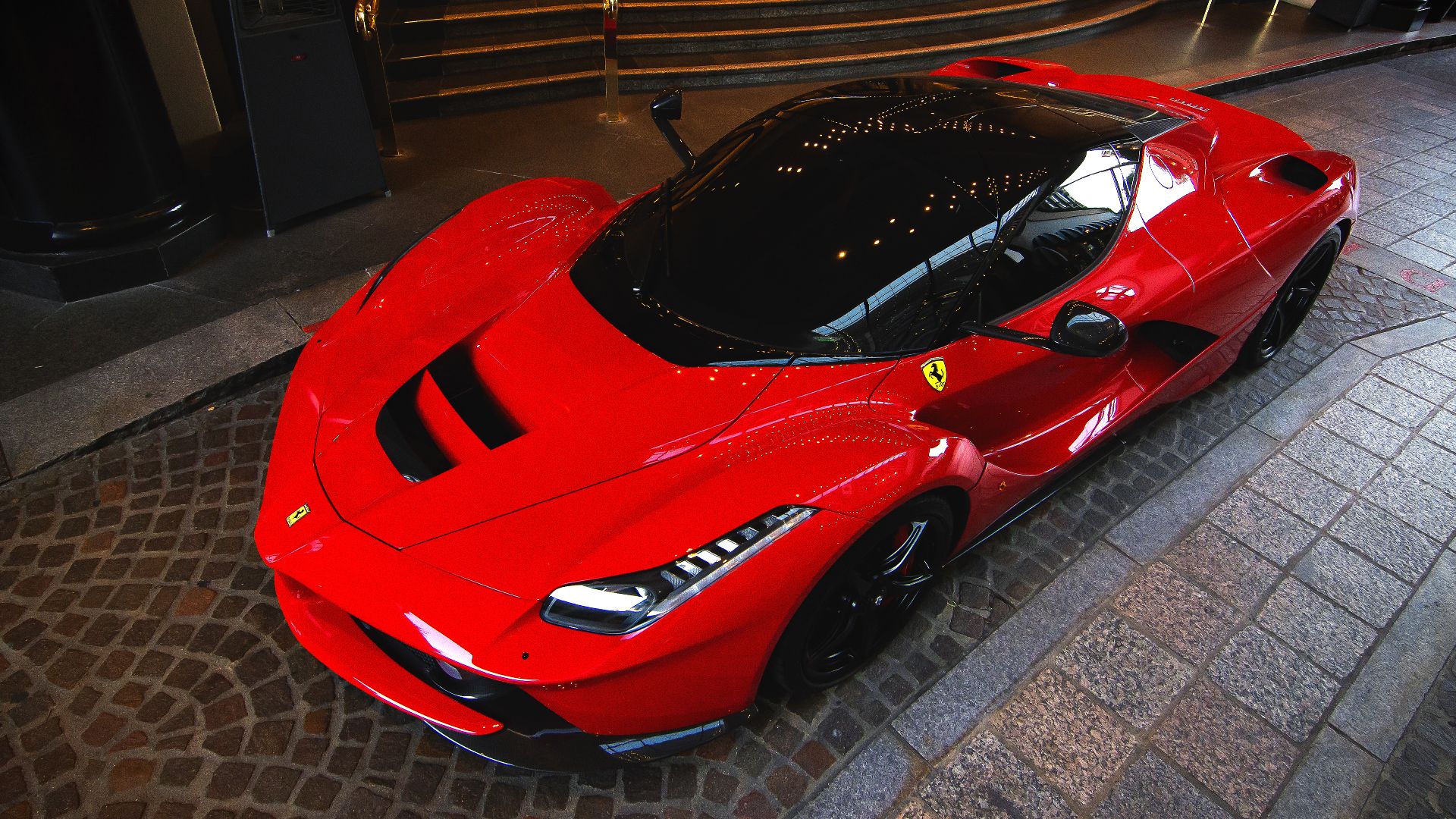 13. Ferrari LaFerrari