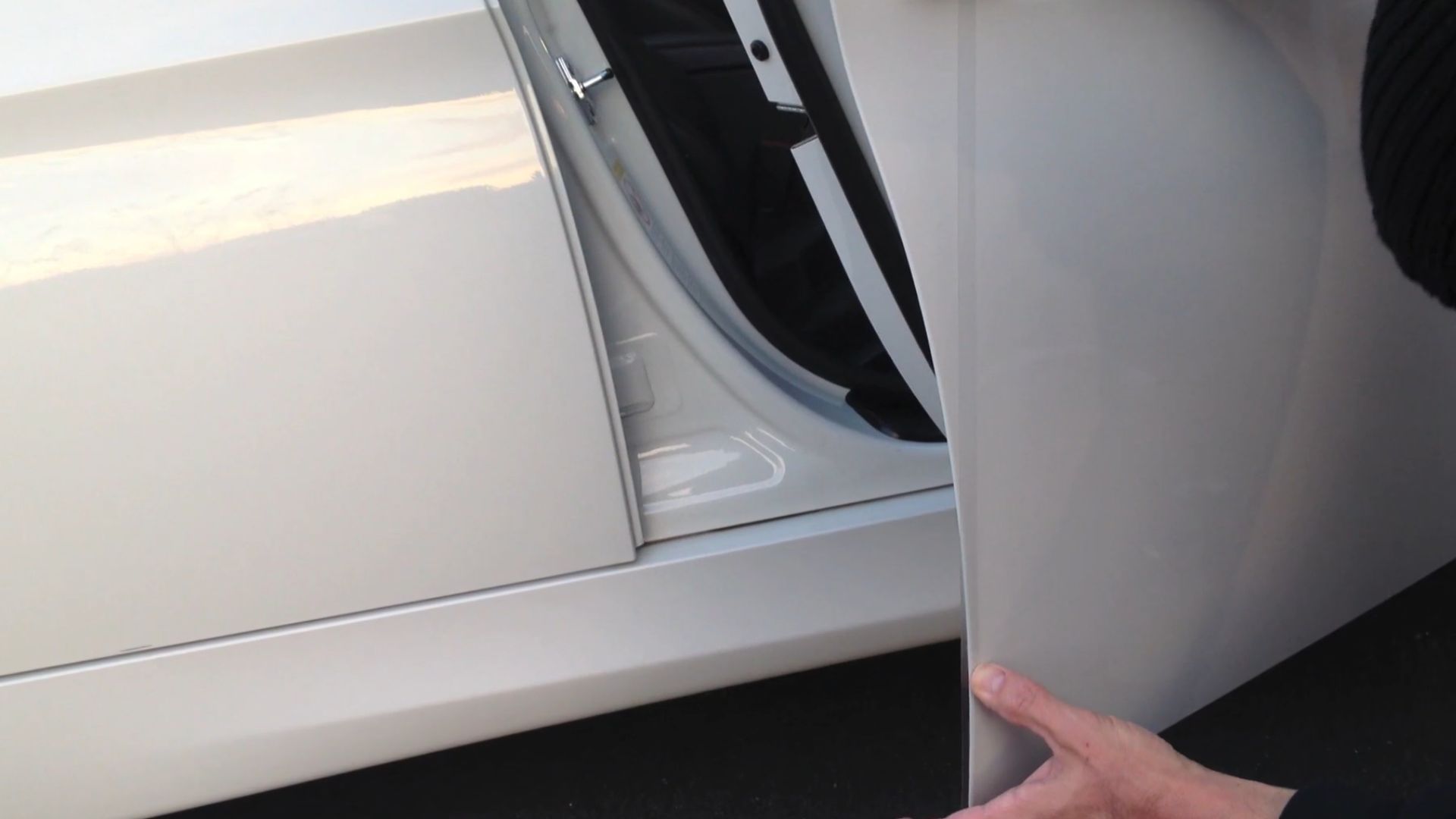 19. Protections de bord de porte