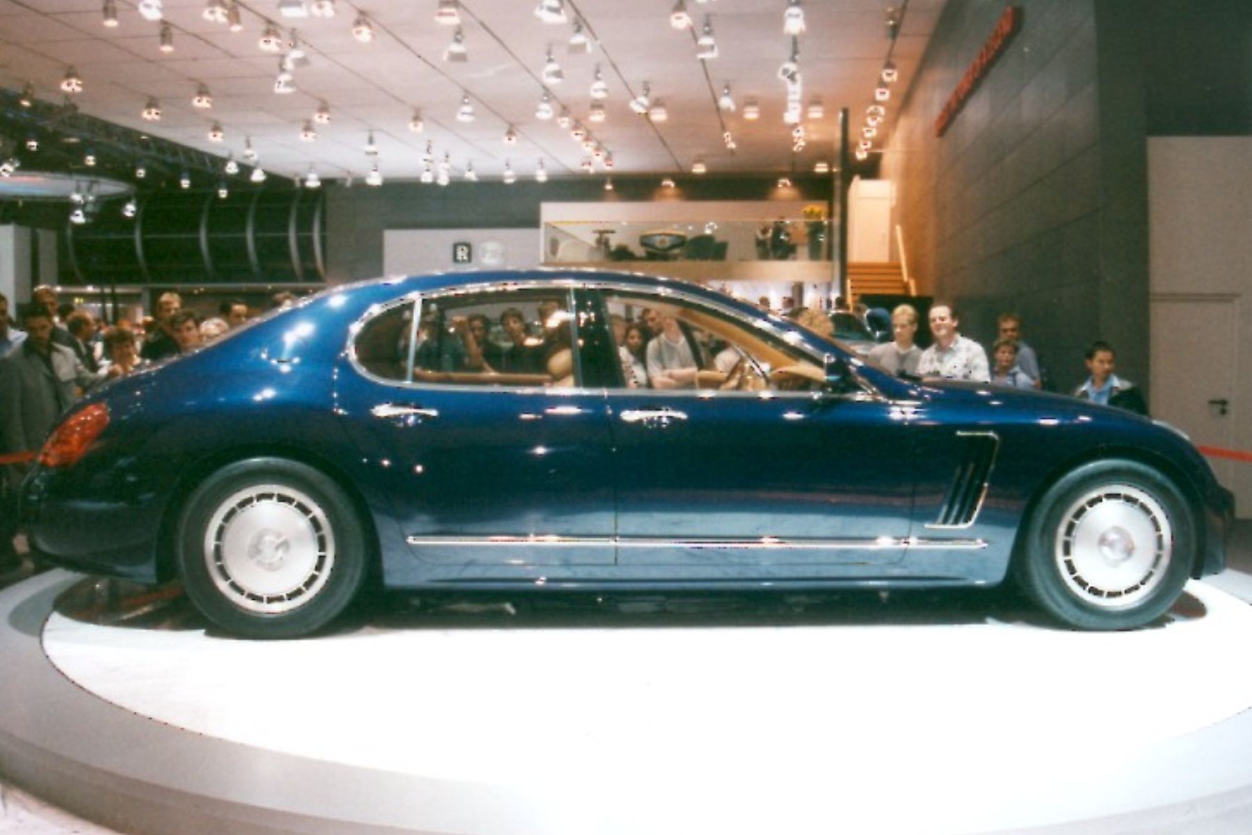 Bugatti EB 218 Concept (1999)