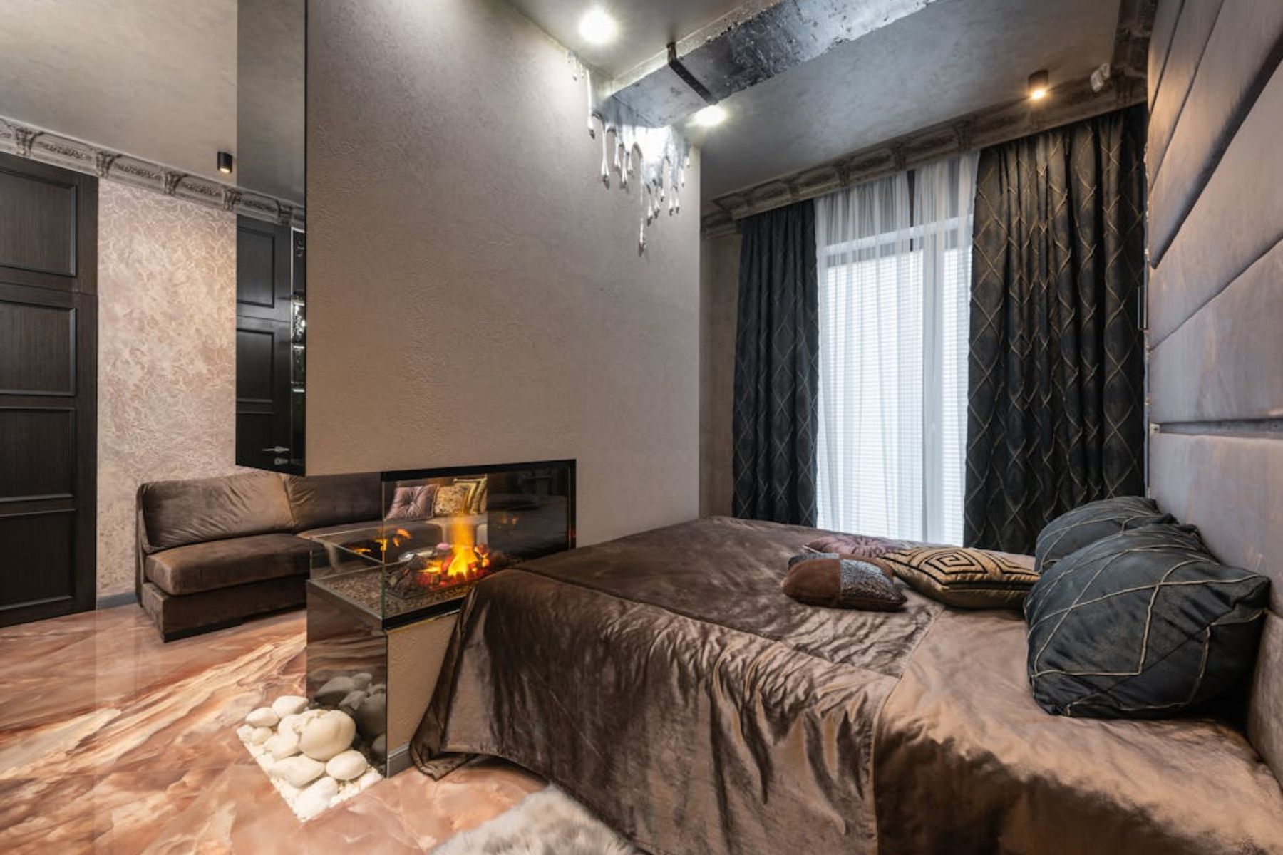 Double-Sided Fireplaces That Enhance Open Floor Plans