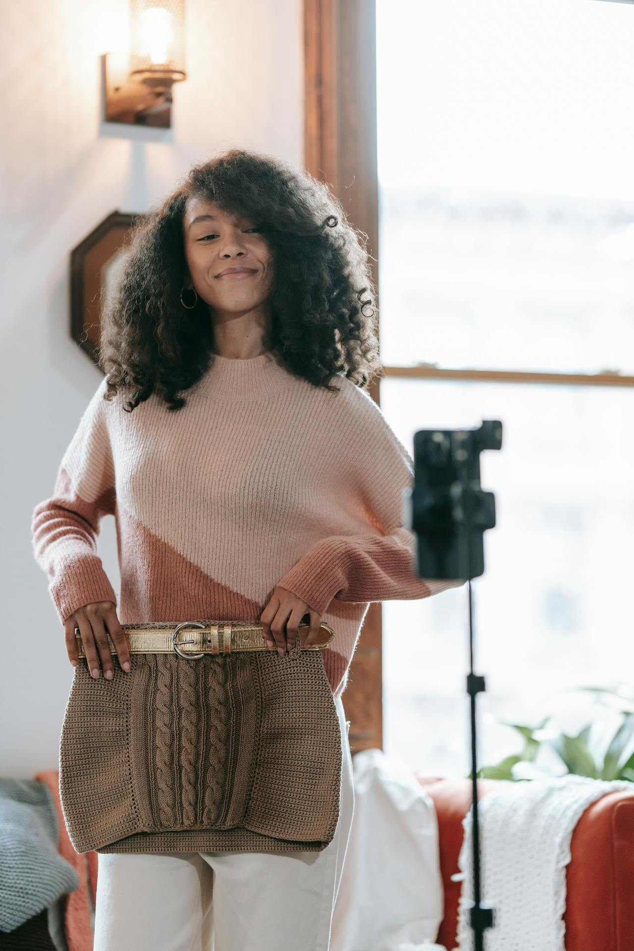 Lightweight Knitwear In Place Of Hoodies