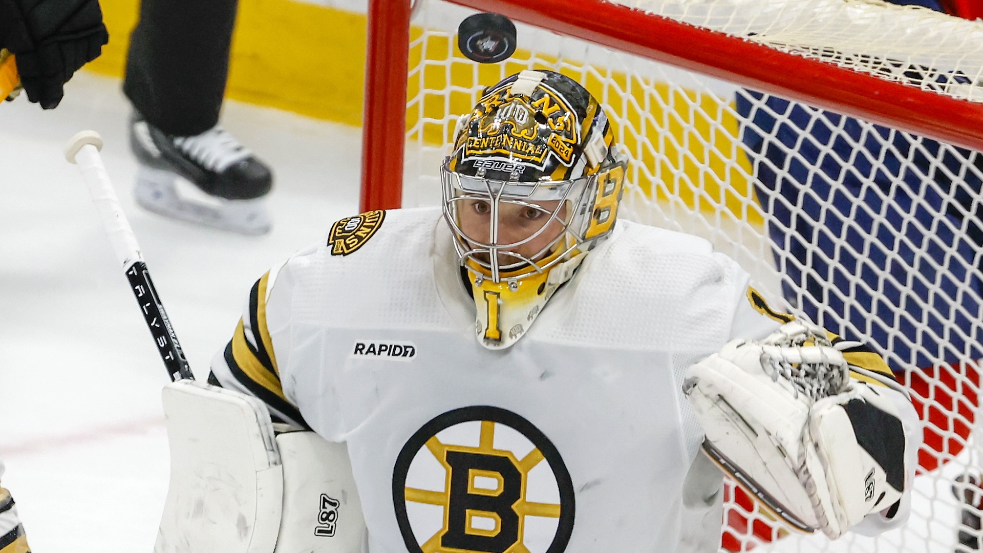 Jeremy Swayman file: the Oilers must go all out