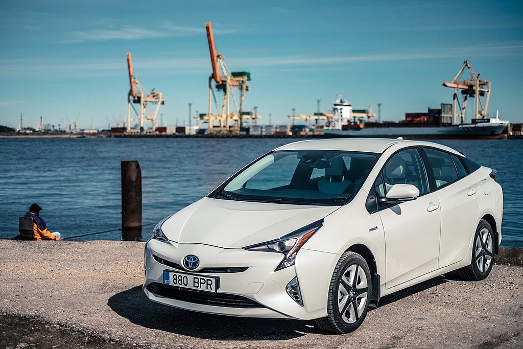 Toyota Prius Prime (2016)