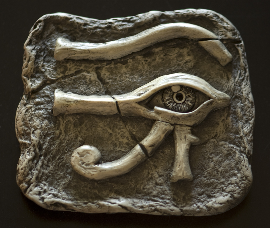 15 Symbols Of Power Through The Centuries