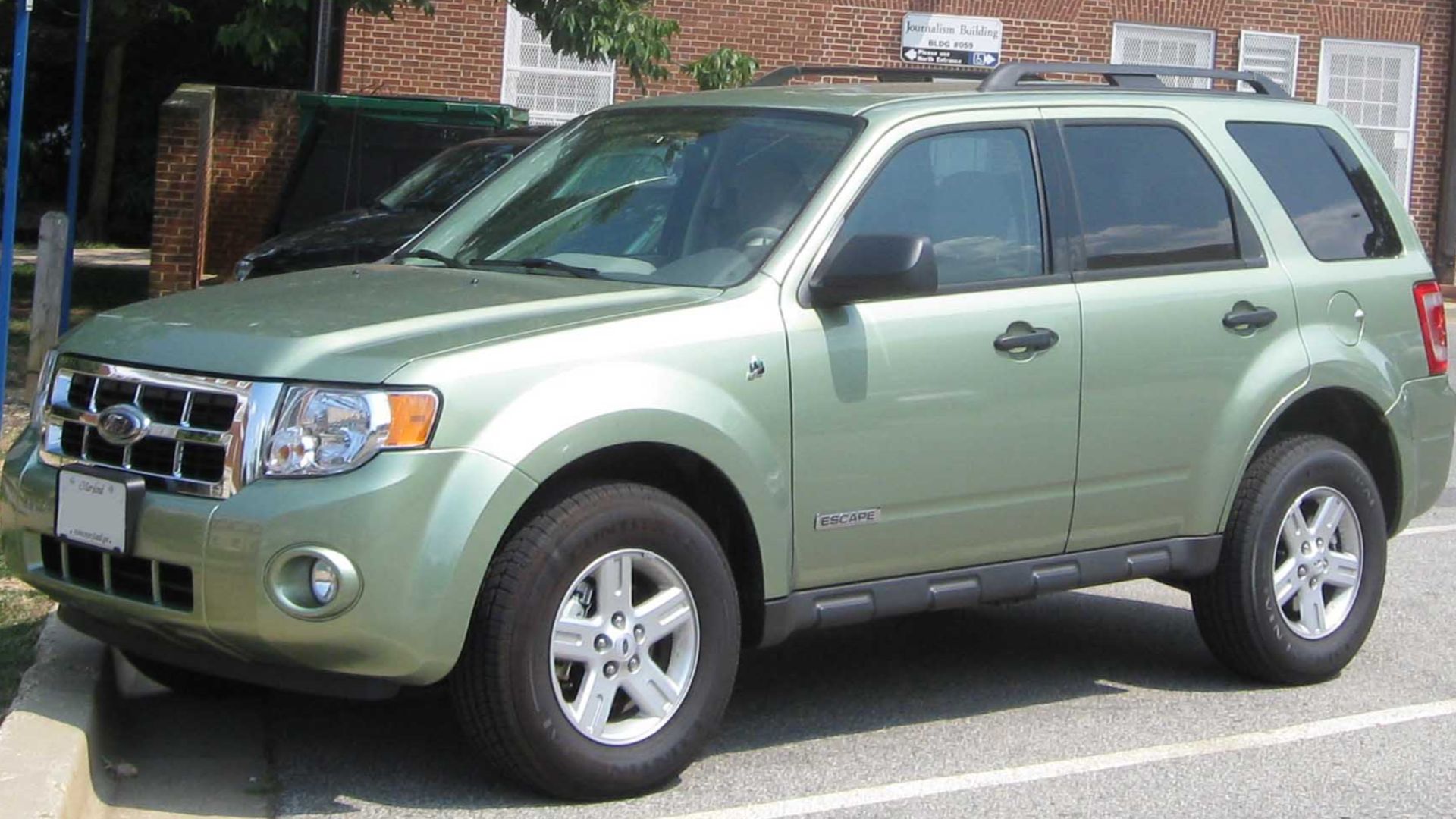 6. Ford Escape Hybride