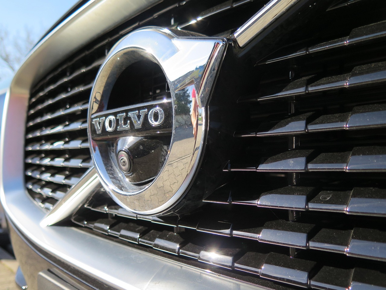 9. Volvo XC90
