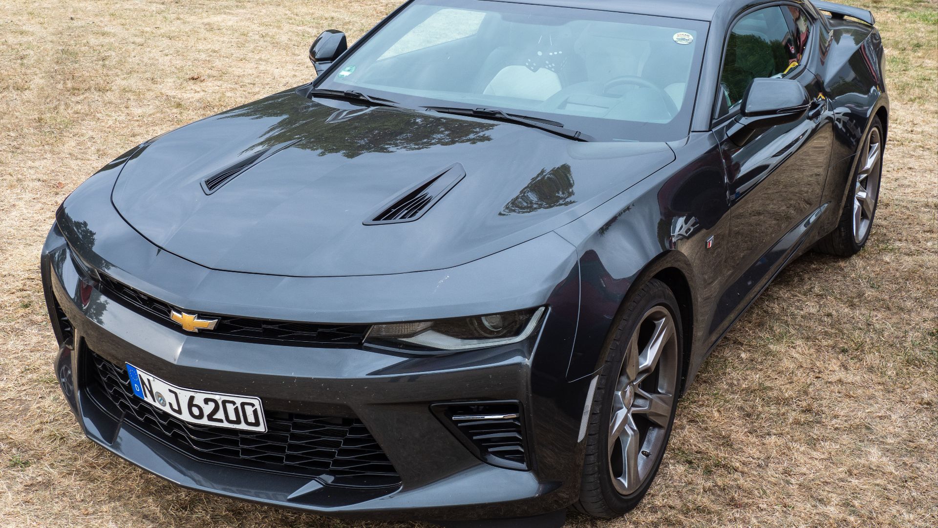 4. Chevrolet Camaro