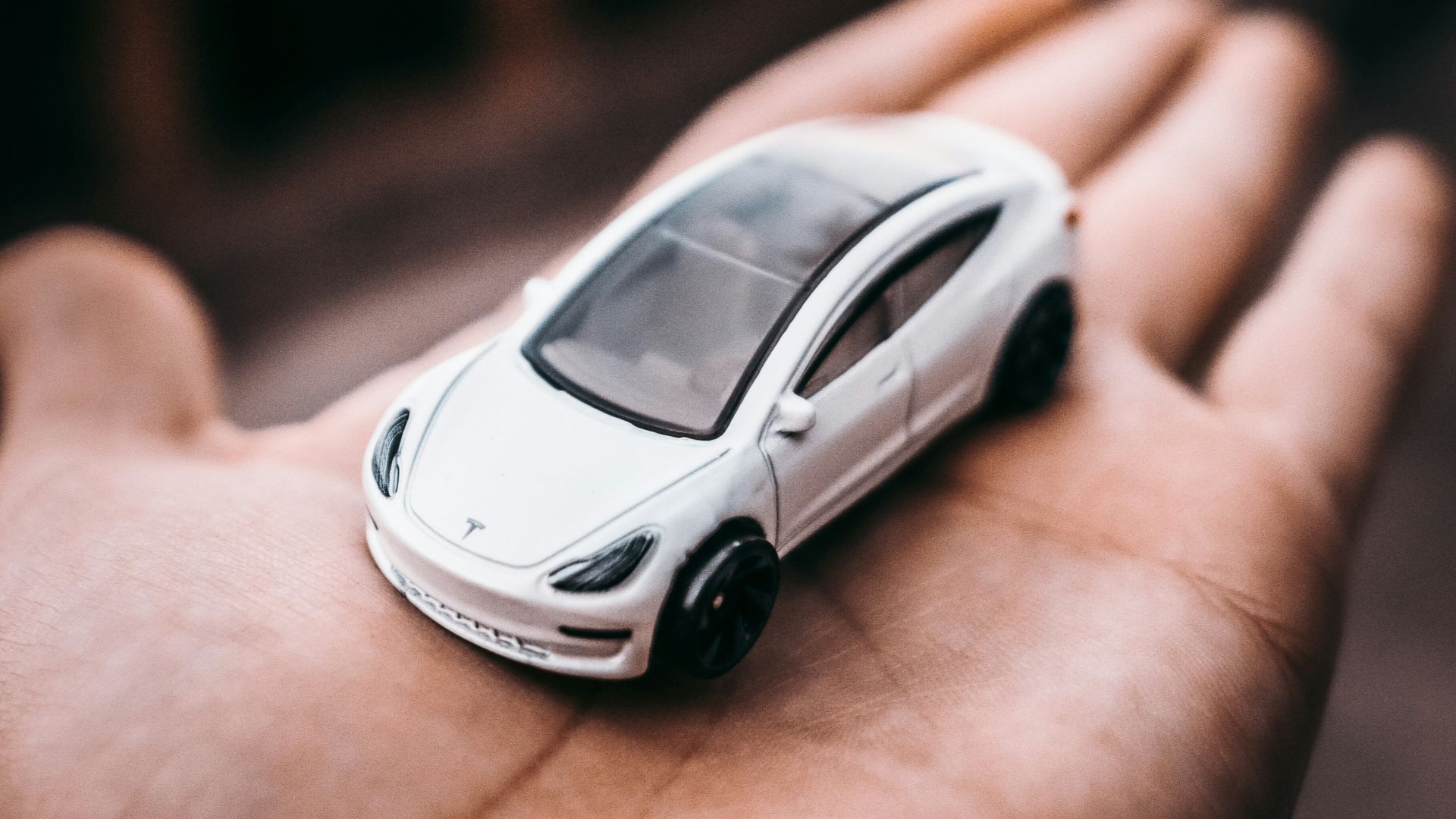 10 raisons de louer une voiture et 10 raisons de la financer