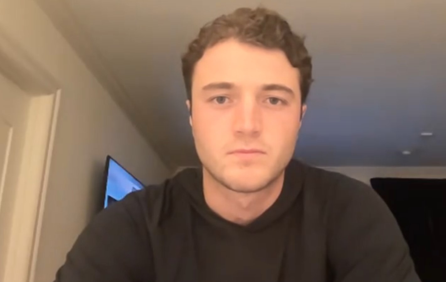 Noah Dobson: Mike Matheson told him about Montreal
