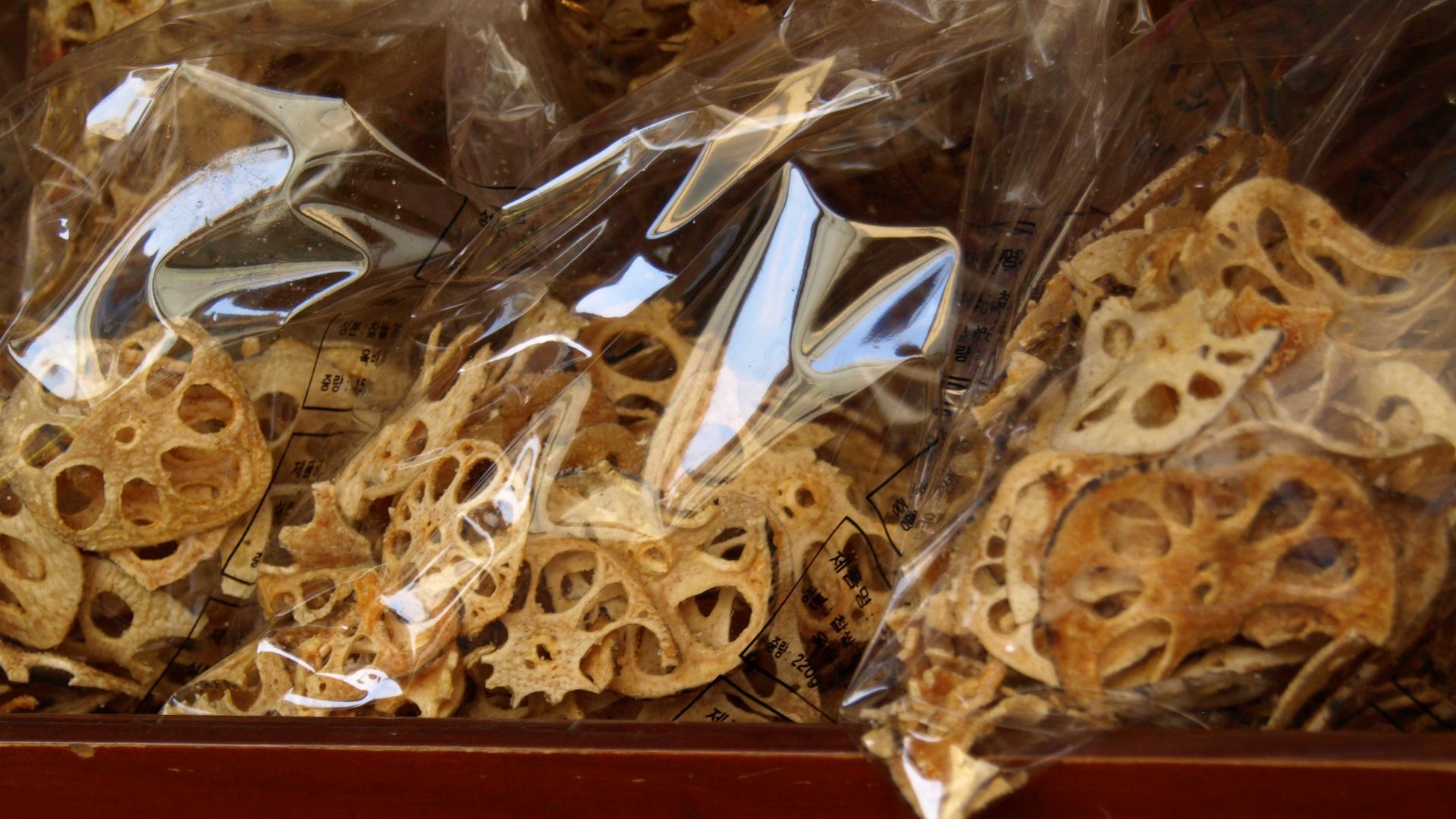 Chips de racines de lotus