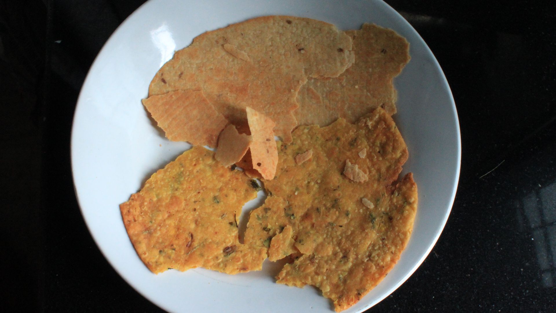 Khakhra (pain plat indien croustillant)
