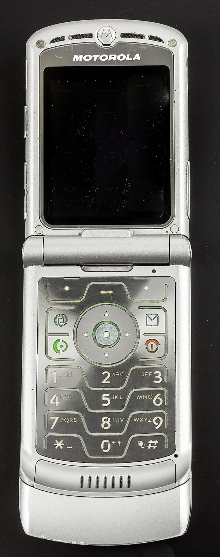 Motorola Razr V3 (2004)