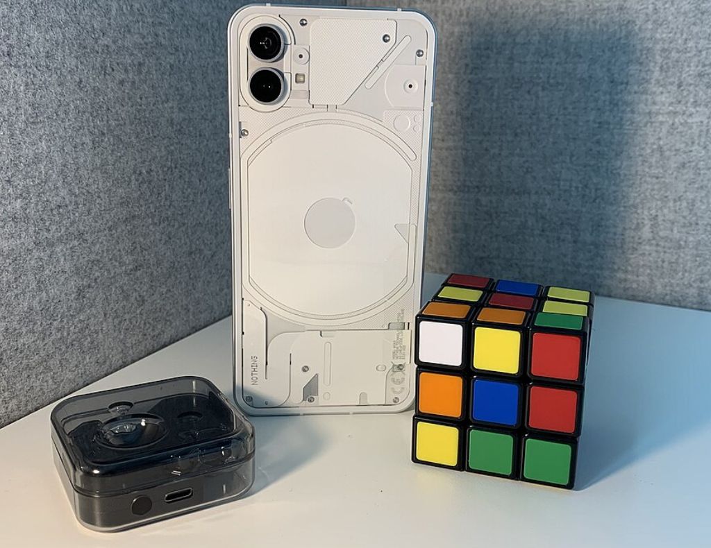 Nothing Phone (1) (2022)