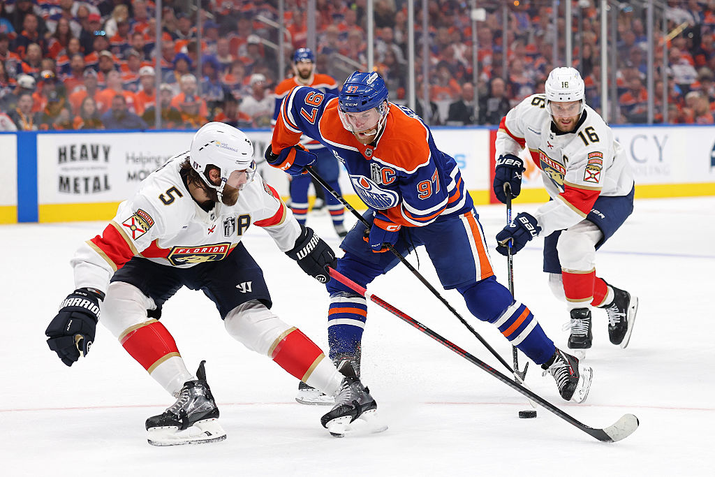 New contract: Aaron Ekblad to earn less than Alexander Romanov