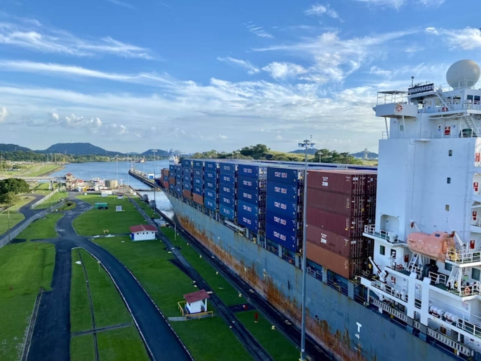 14. Le canal de Panama