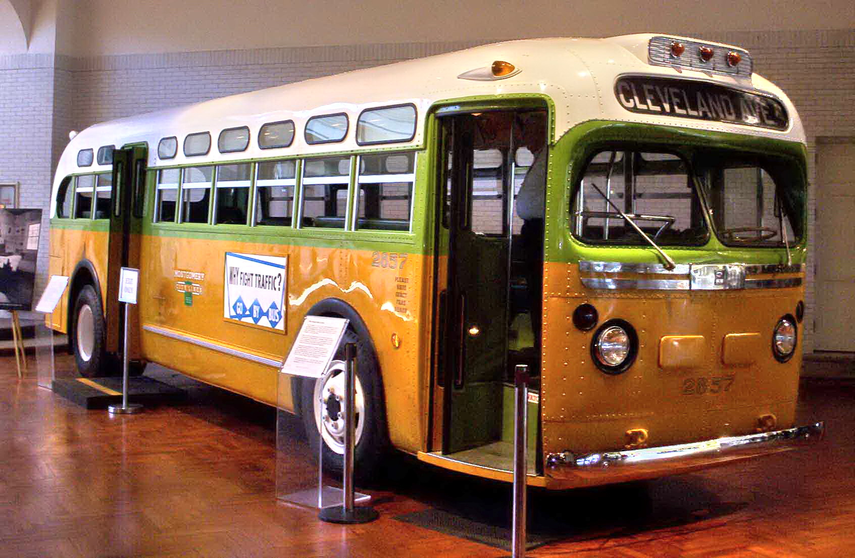 13 . Le bus de Rosa Parks