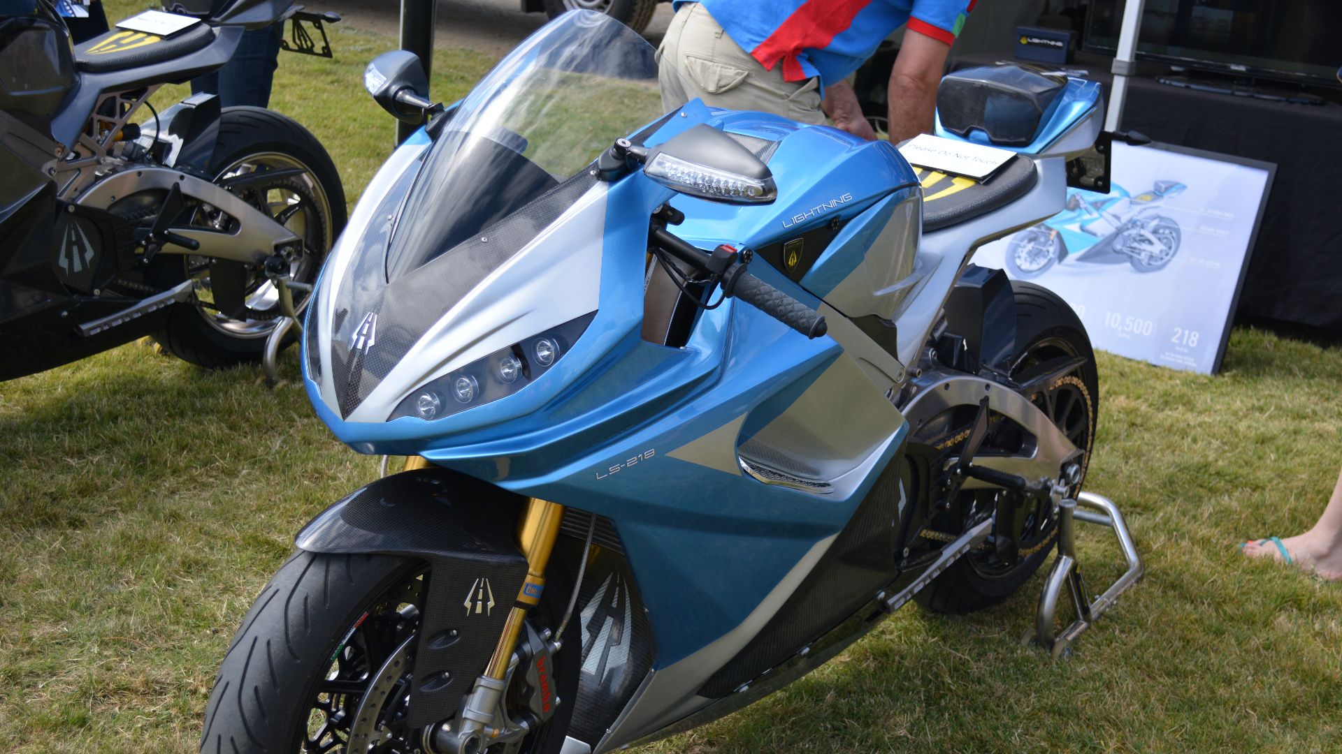 4. Éclair LS-218
