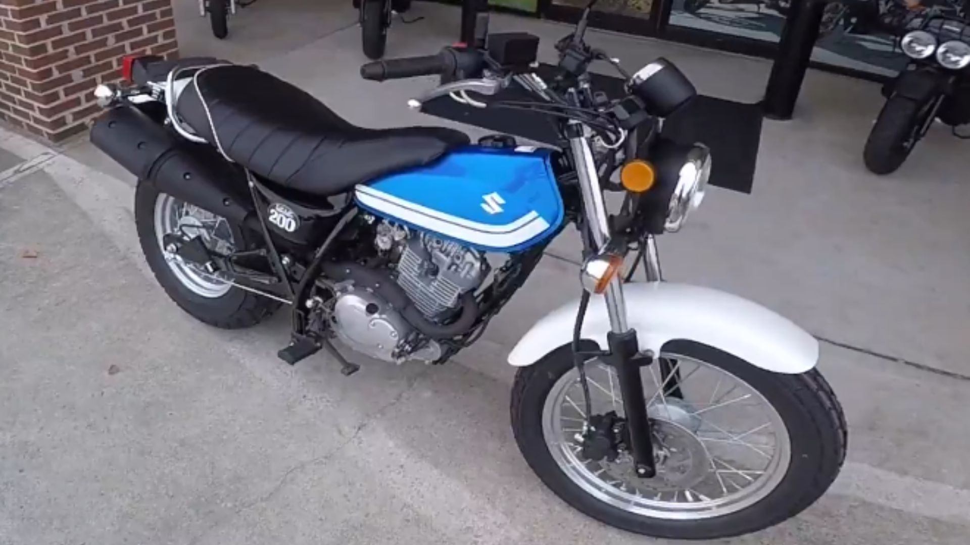 7. Suzuki VanVan 200