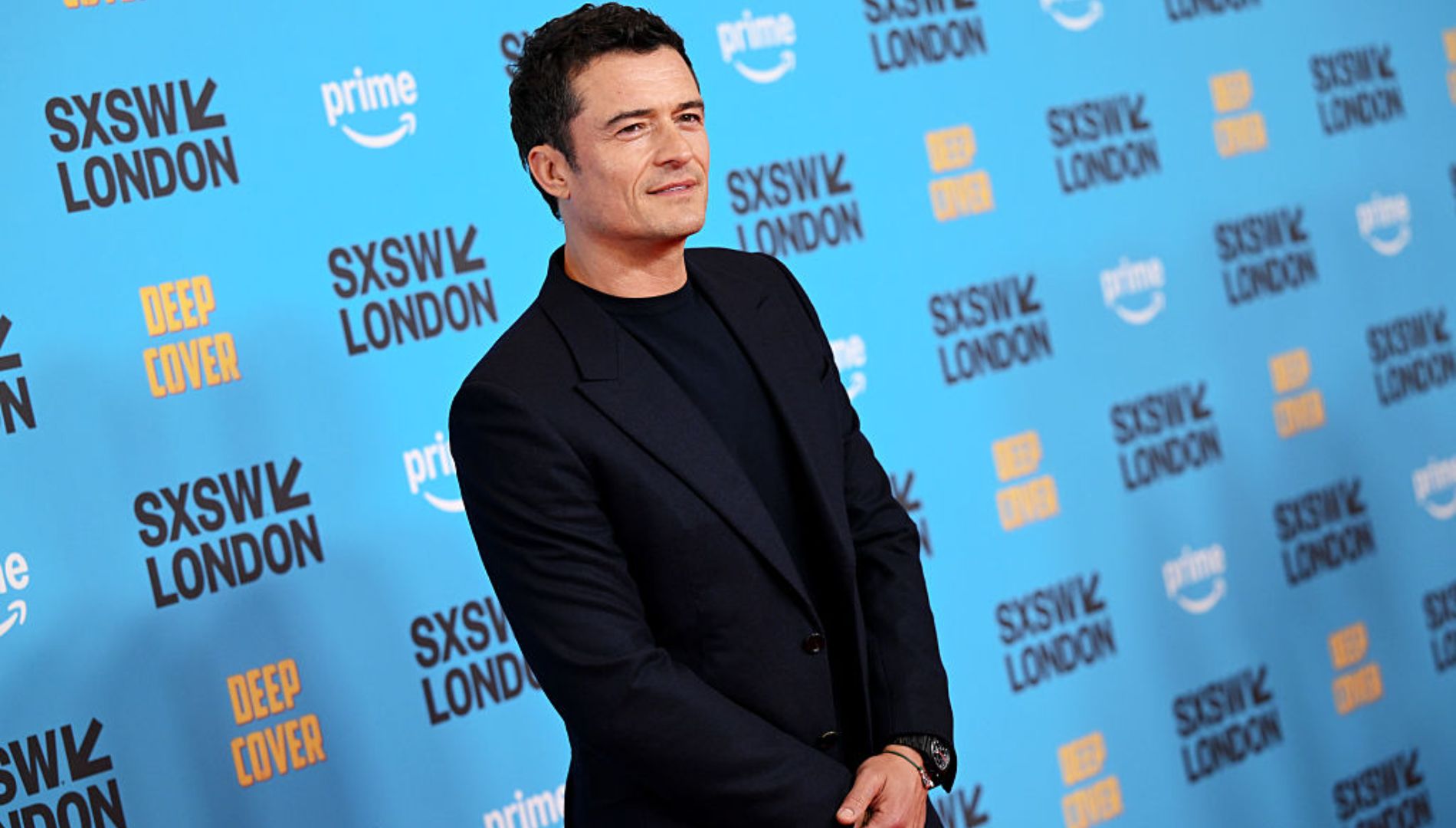 Orlando Bloom in top form on Deep Cover’s British red carpet