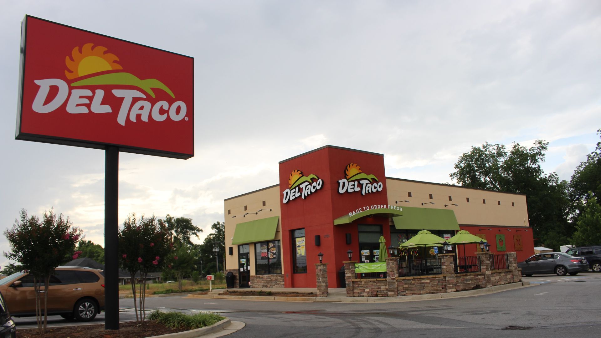 5. Del Taco