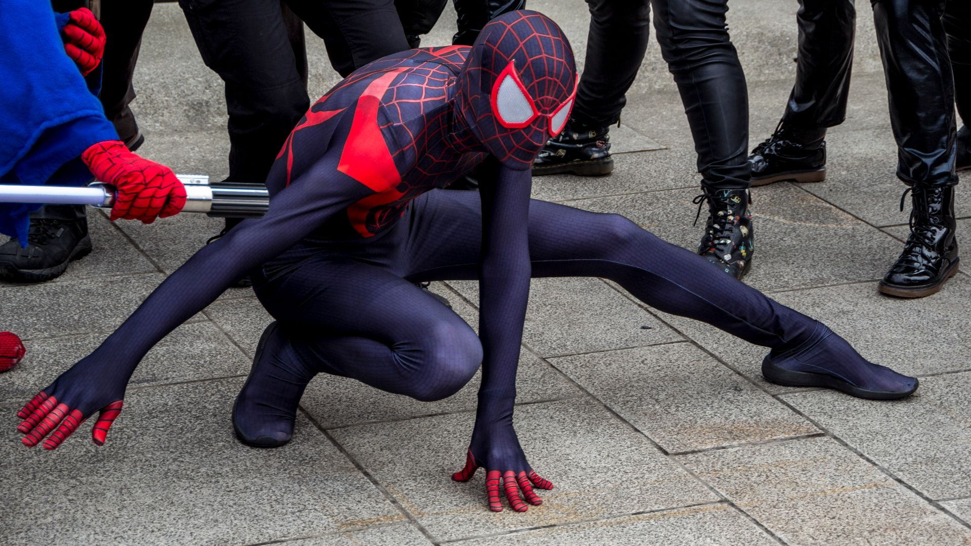 4. Combinaison Into The Spider-Verse