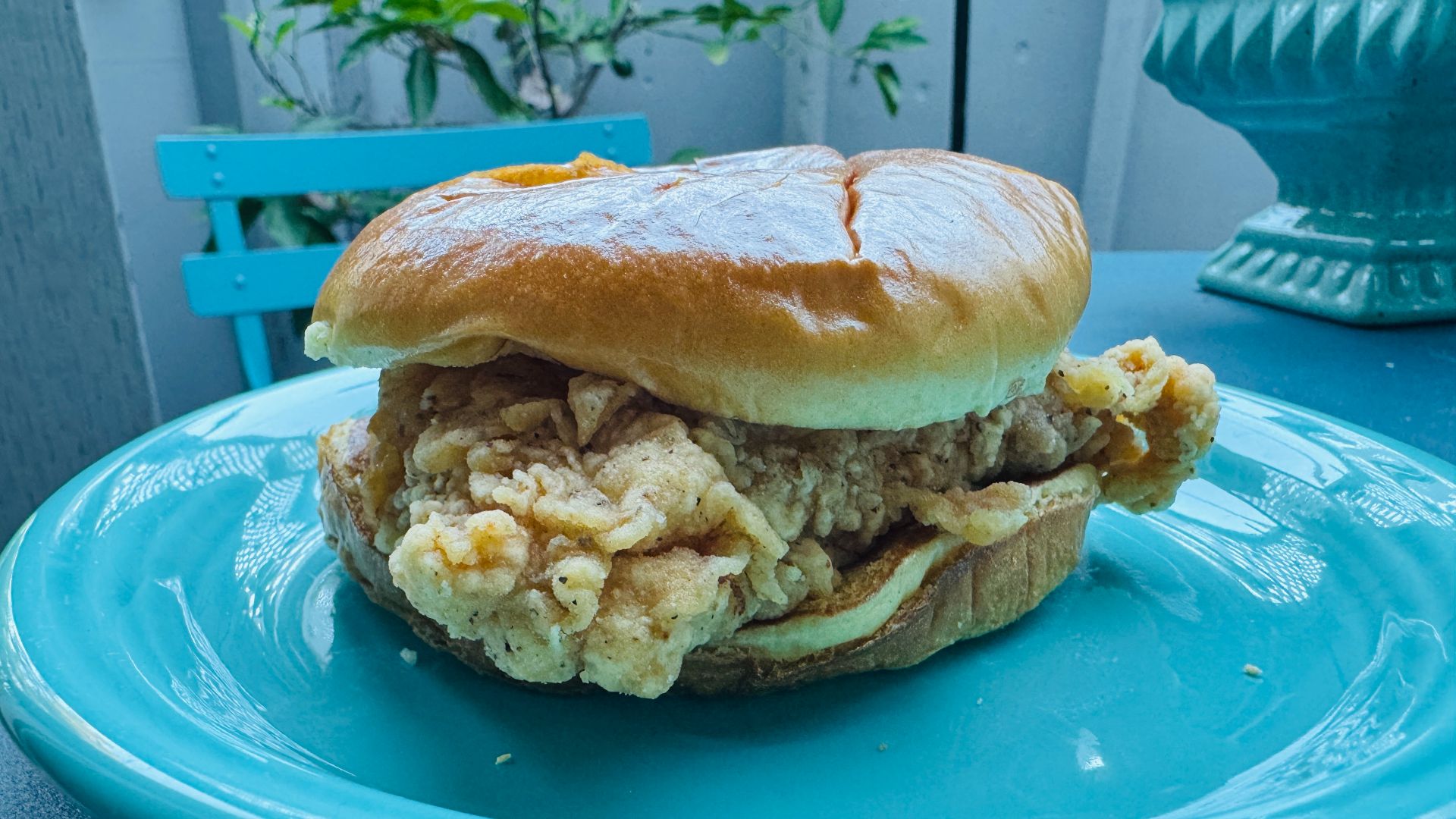 8. Sandwich au poulet (épicé ou classique)