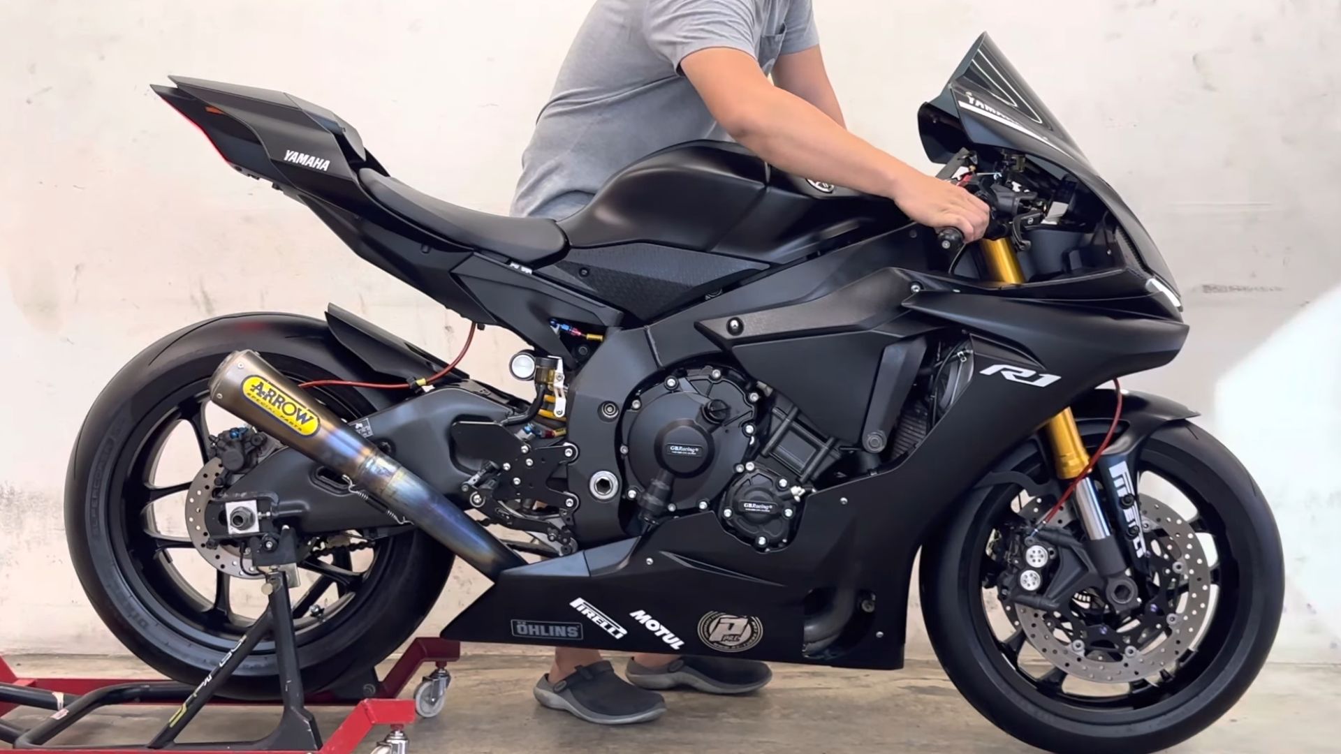10. 2017 Yamaha YZF-R1
