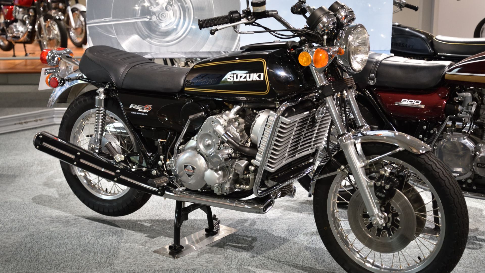 7. 1974-1976 Suzuki RE5