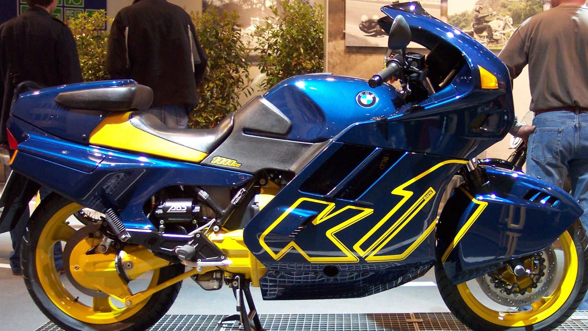 8. 1988-1993 BMW K1
