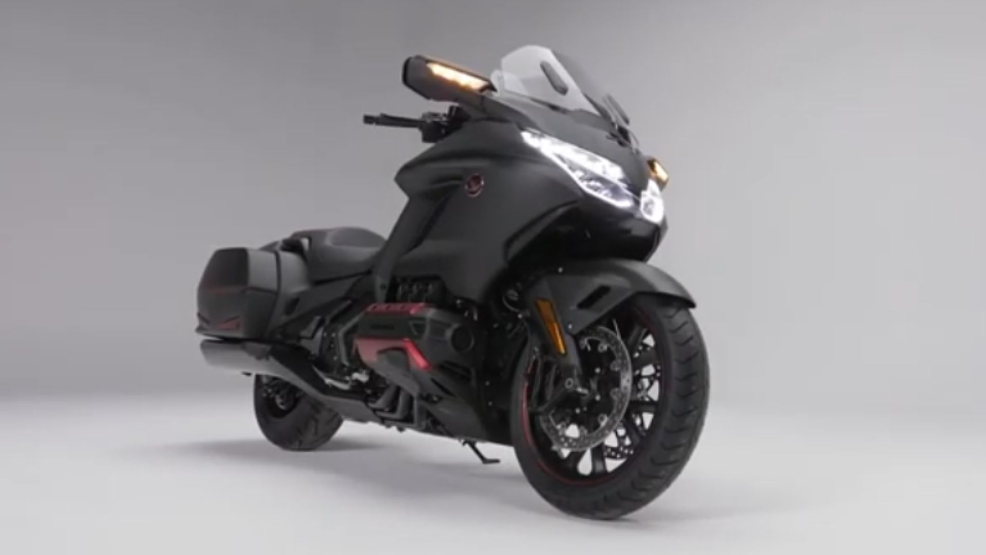 4. Honda Gold Wing (modèle de base)
