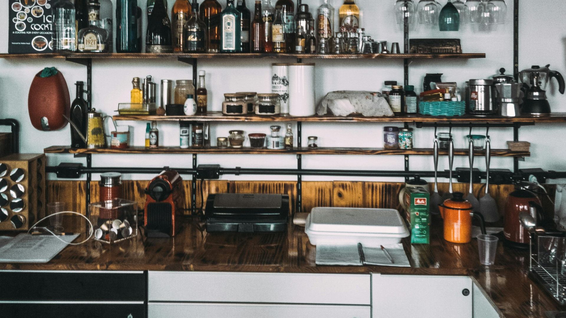 20. Bar à domicile ou coin à cocktails