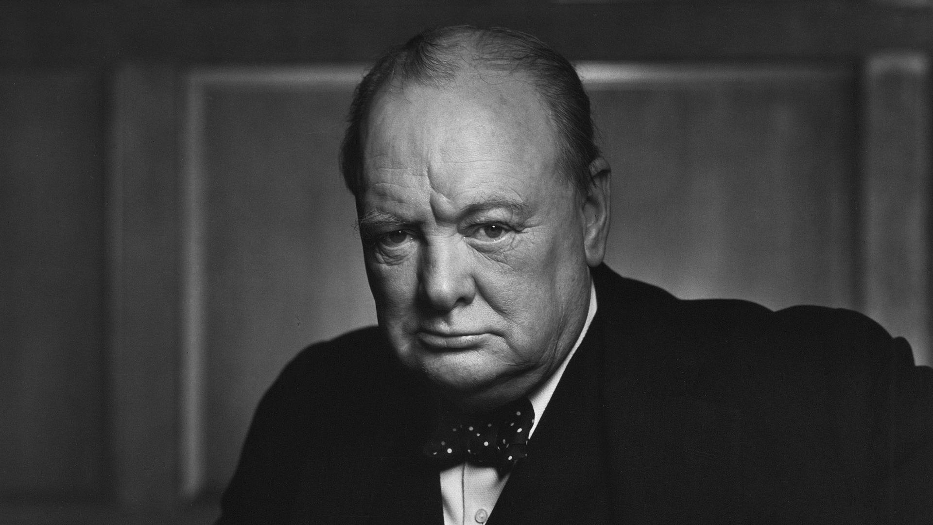 4. Winston Churchill Vs. Neville Chamberlain (Royaume-Uni)