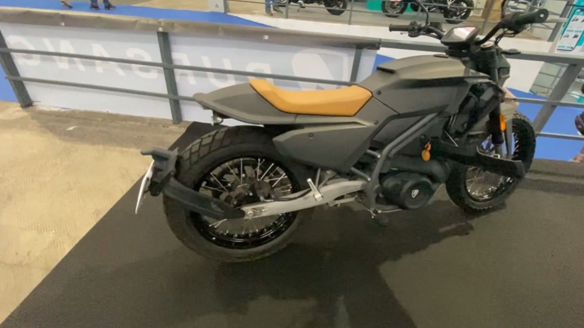 7. Pursang E-Track