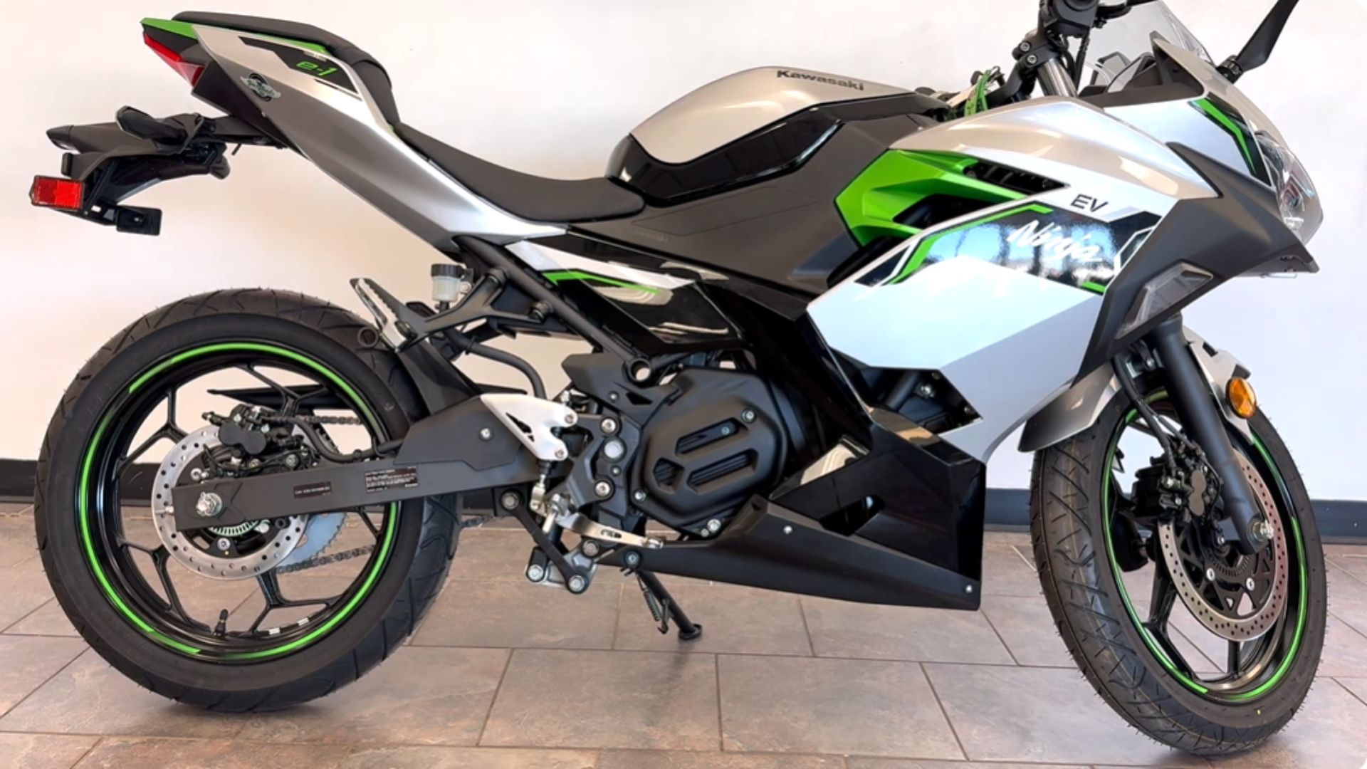19. Kawasaki Ninja e-1