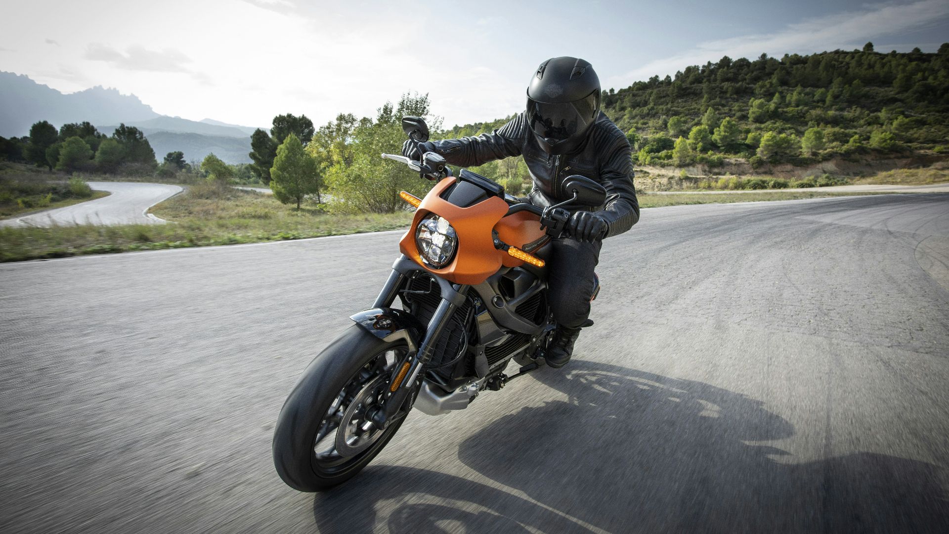 Les 10 aspects les plus dangereux de la conduite d’une moto et les 10 moyens de rester en sécurité