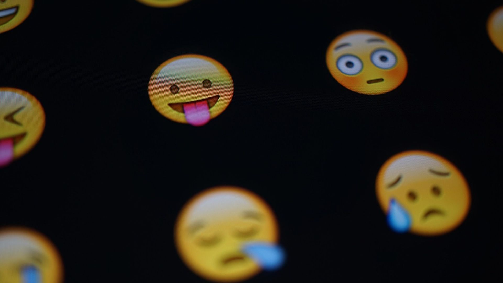 5. Utiliser le langage informel et les Emojis dans la communication professionnelle