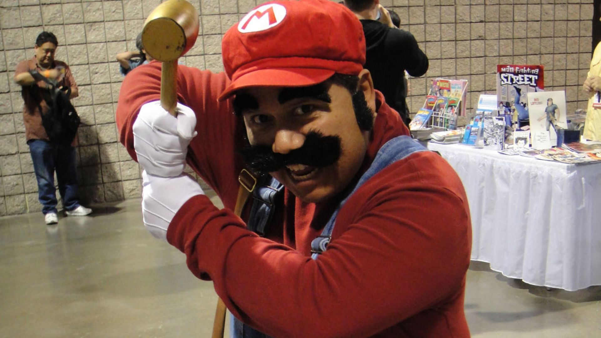 8. Mario avec salopette et moustache