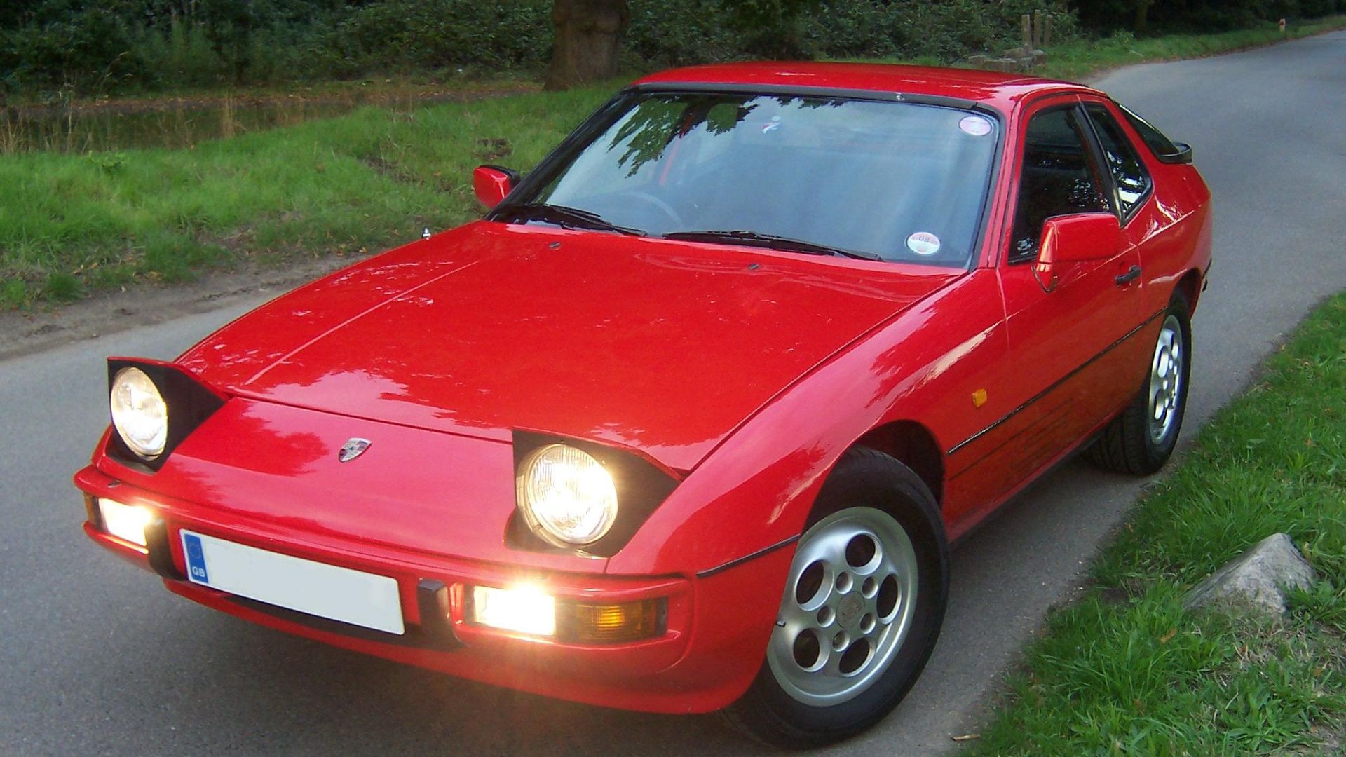 3. Porsche 924