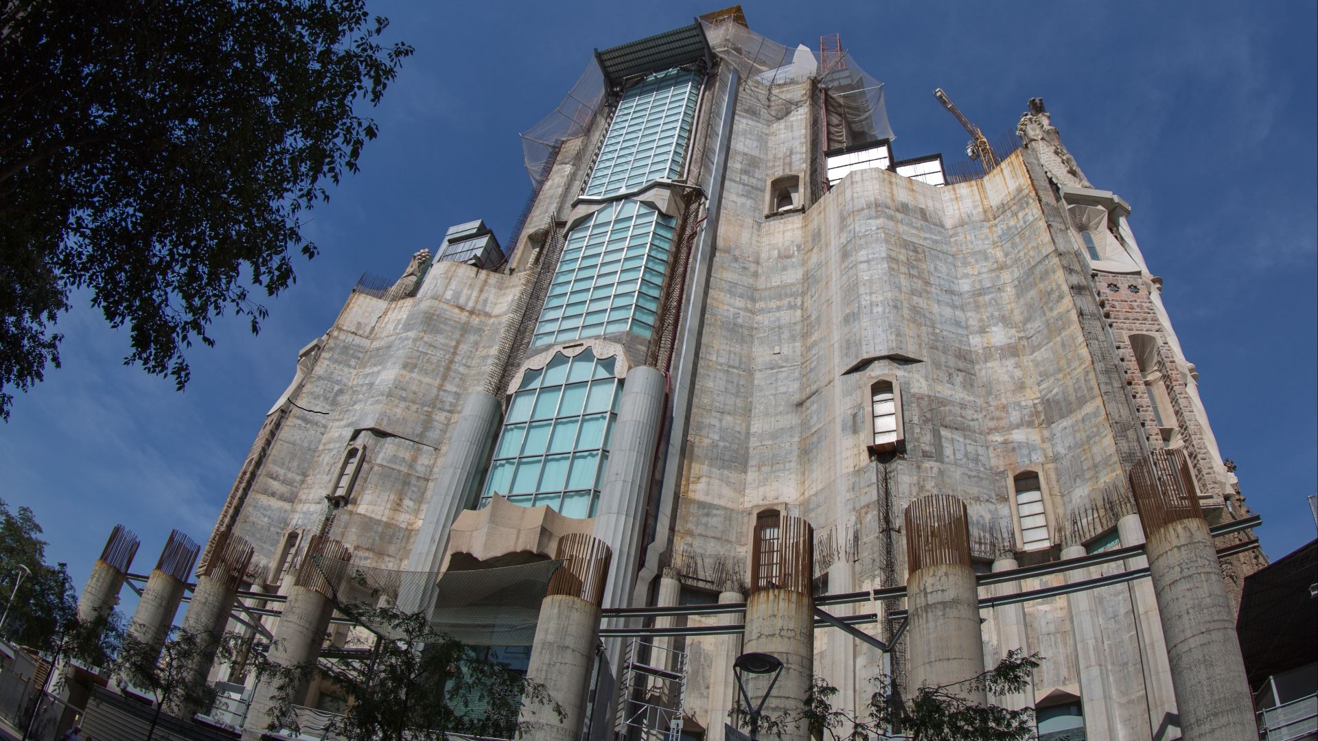 17. Sagrada Familia (1882-aujourd'hui, Barcelone, Espagne)