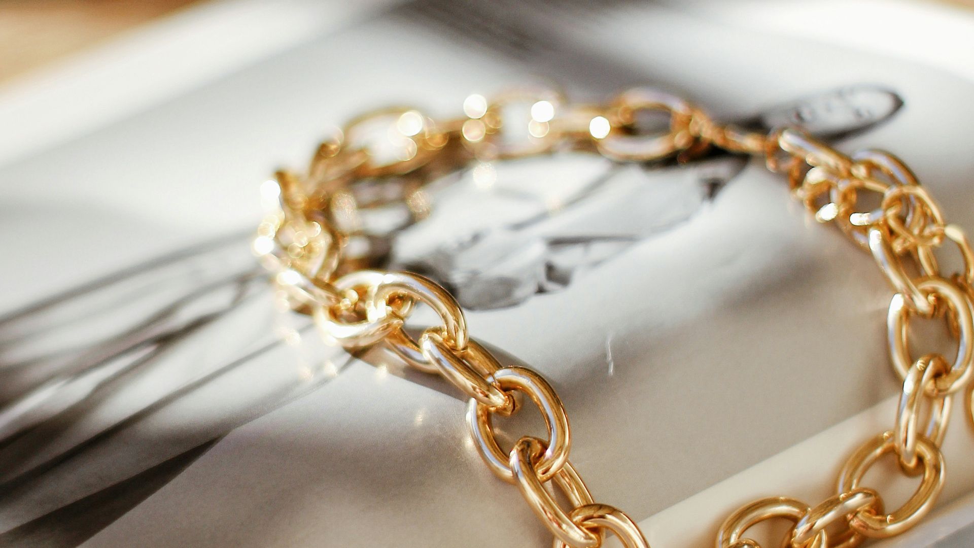 4. Interdiction de bijoux