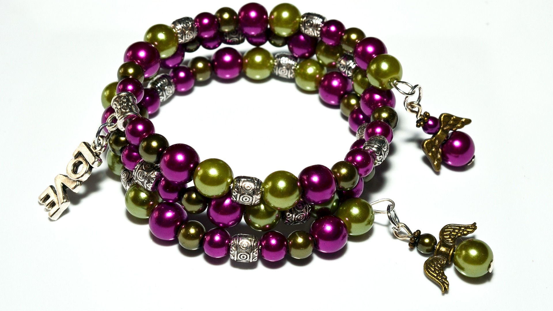 12. Shiny Ball or Bead Bracelets