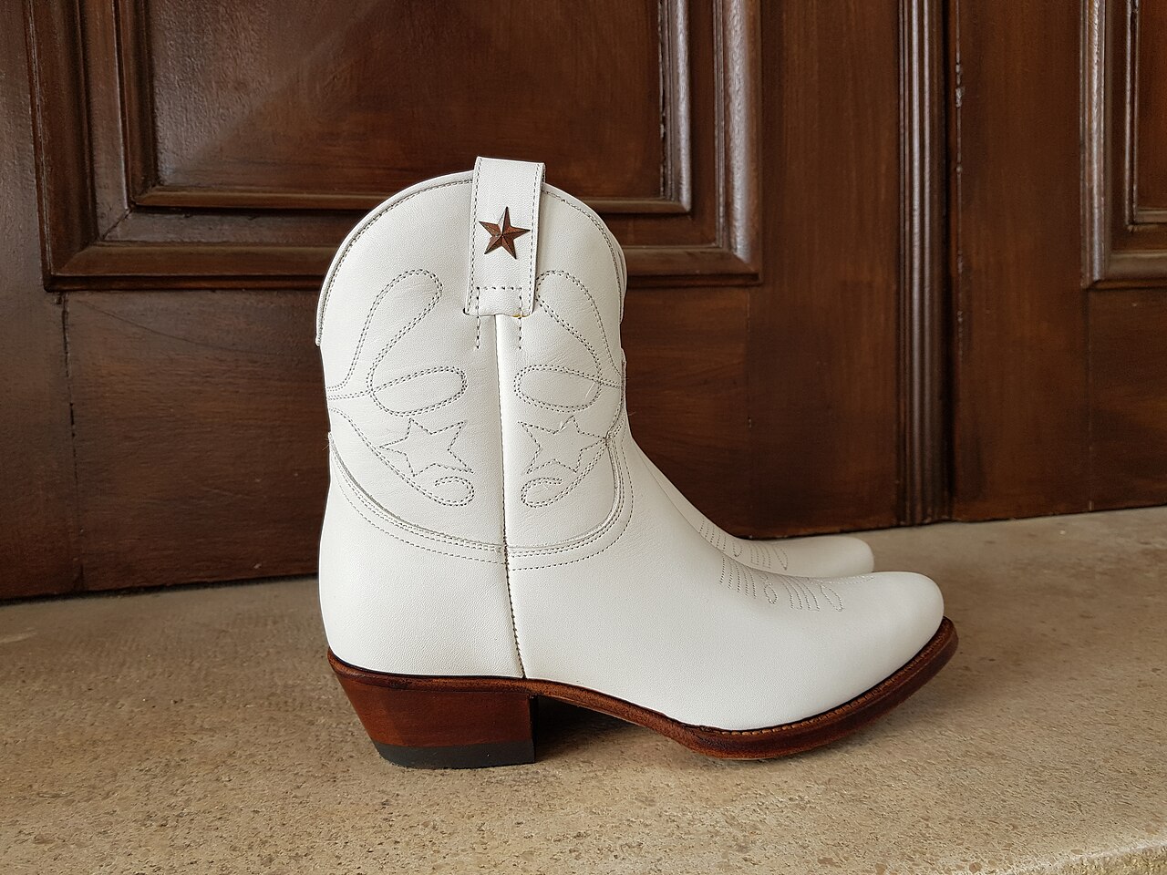 Optez pour la pureté des bottes blanches